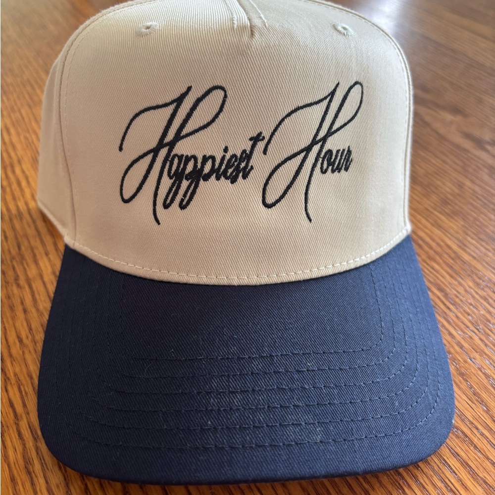 OTTO Cream and Black Cap